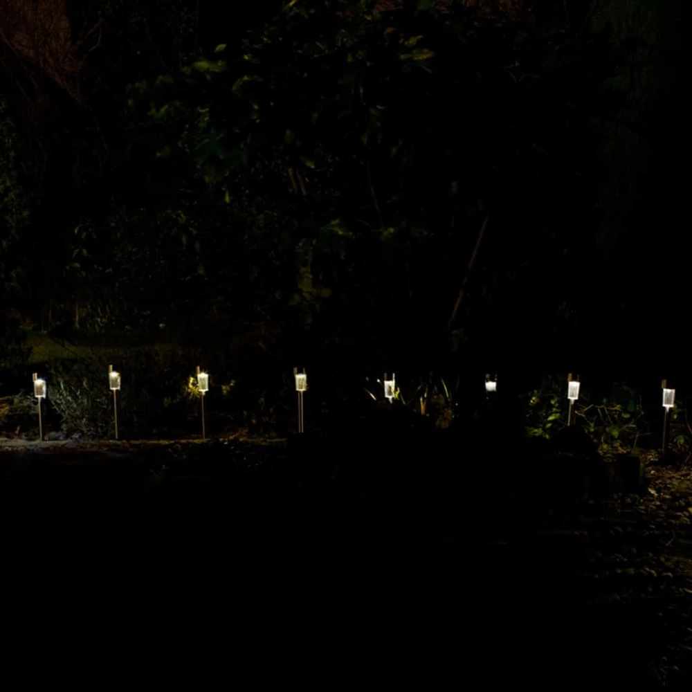 LuxForm Poteau Solaire D'éclairage Siena 8 Pcs Argenté 4 LuxForm Poteau Solaire D'éclairage Siena 8 Pcs Argenté – Image 4