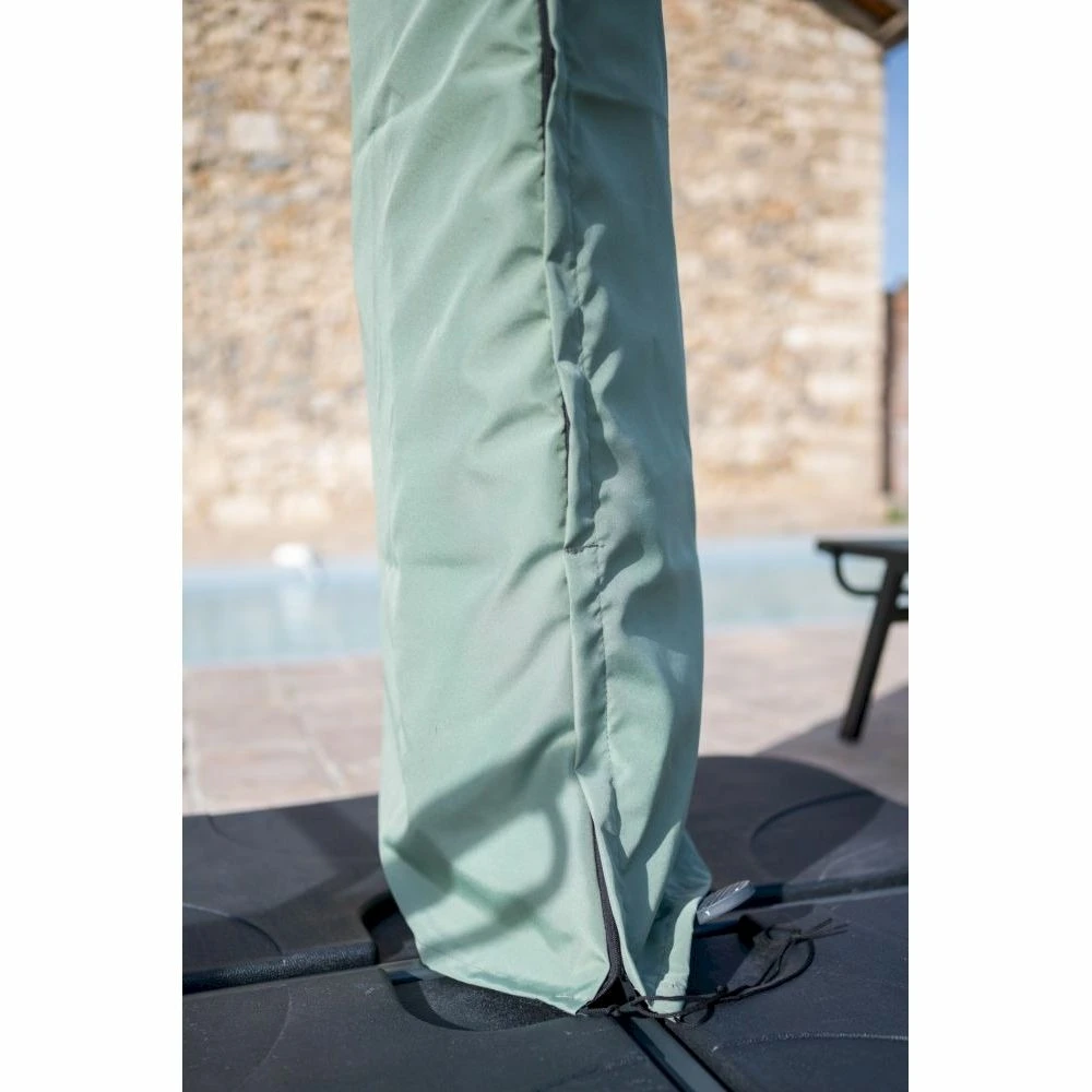 Parasol Déporté Sauge + Dalle Et Housse L400xh272xl300 - Gabin - Cezare 3 Parasol Déporté Sauge + Dalle Et Housse L400xh272xl300 - Gabin - Cezare – Image 3