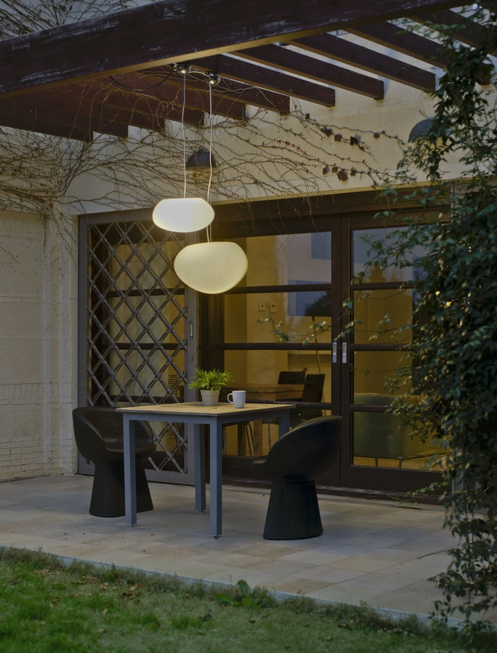 Suspension Petra 40 Ovale 40x29x20cm - Blanc 2 Suspension Petra 40 Ovale 40x29x20cm - Blanc – Image 2