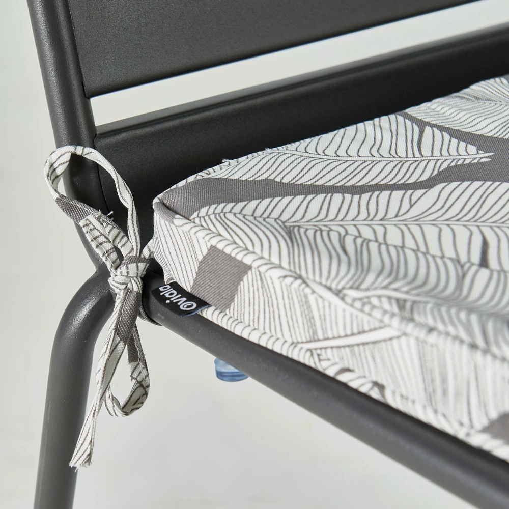 Lot De 4 Galettes De Chaise Polyester Abaca Gris 40x40x3 Cm 5 Lot De 4 Galettes De Chaise Polyester Abaca Gris 40x40x3 Cm – Image 5