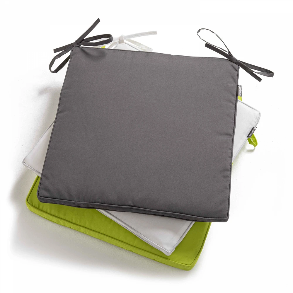 Lot De 4 Galettes De Chaise Polyester Gris 40x40x3 Cm 5 Lot De 4 Galettes De Chaise Polyester Gris 40x40x3 Cm – Image 5