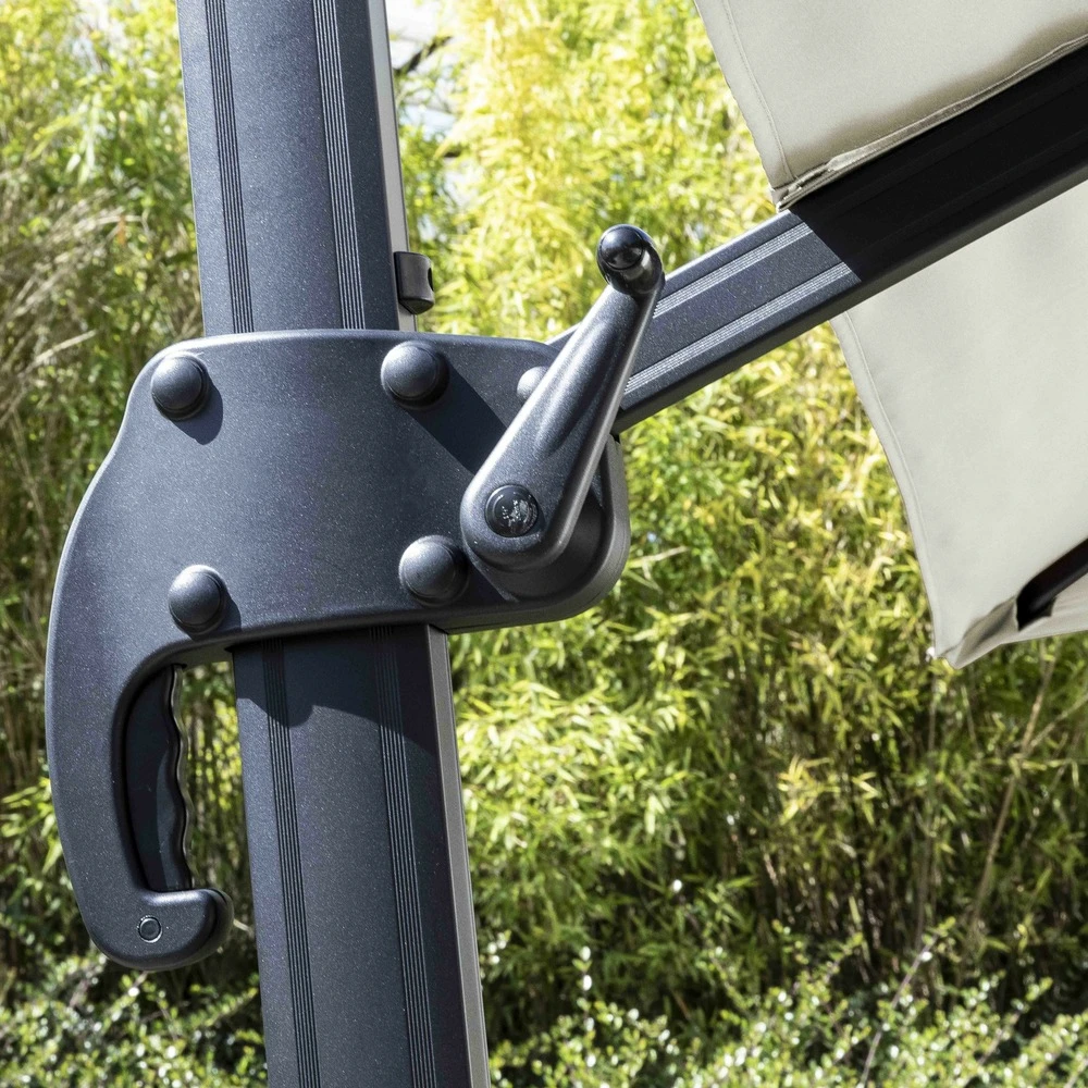 Parasol Déporté 3x3m Et 4 Dalles Lestées Aluminium Blanc 3 Parasol Déporté 3x3m Et 4 Dalles Lestées Aluminium Blanc – Image 3